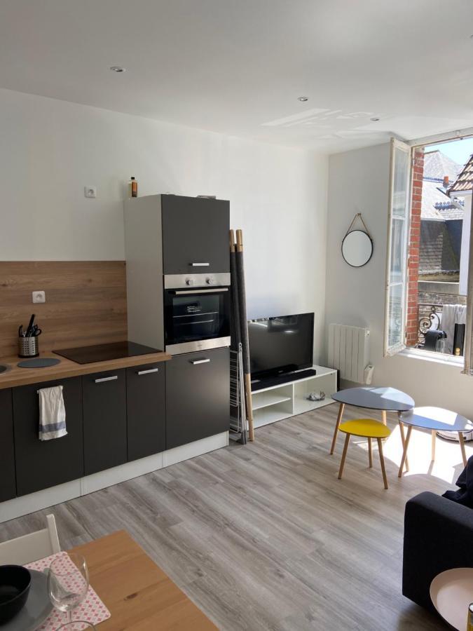 Cosy Flat Carteret - Appartement Centre Bourg - 4 Personnes Barneville-Carteret Exterior photo